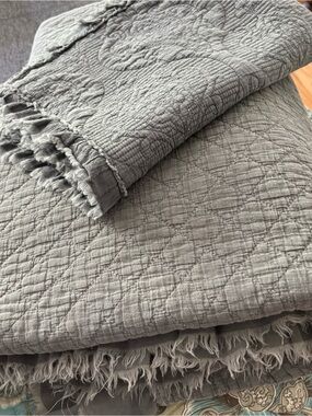 Nina Home Gray Quilted Cotton Bedspread and two Shams with Fringe